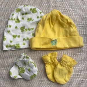 Hat and mittens set
